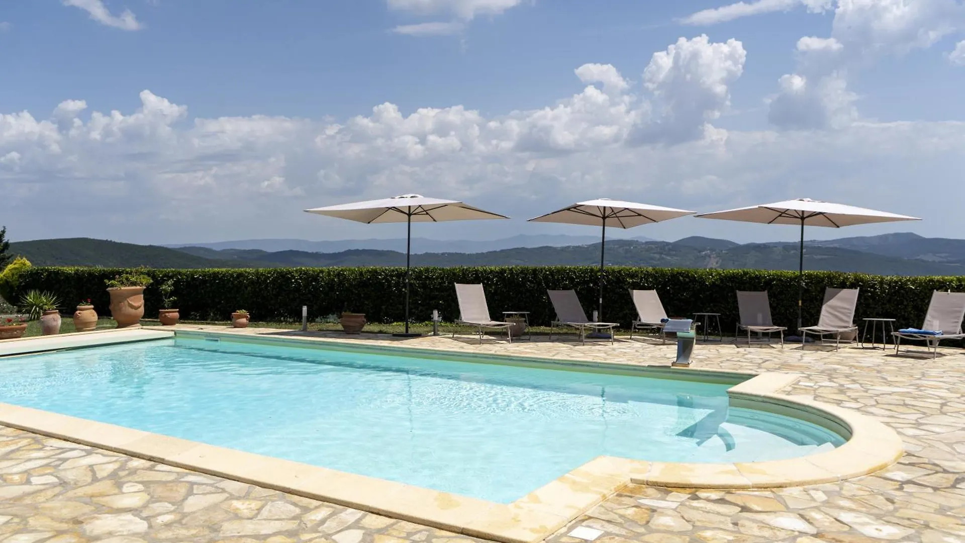 Villa Con Piscina - Livorno
