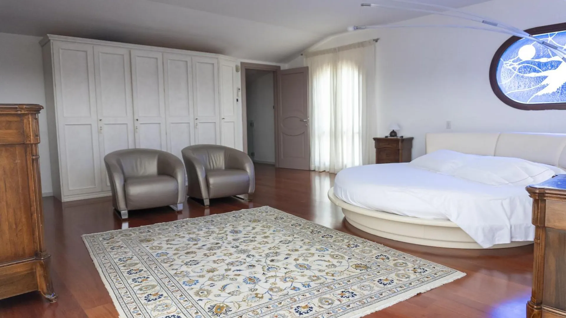 Villa Con Piscina - Livorno 0*,